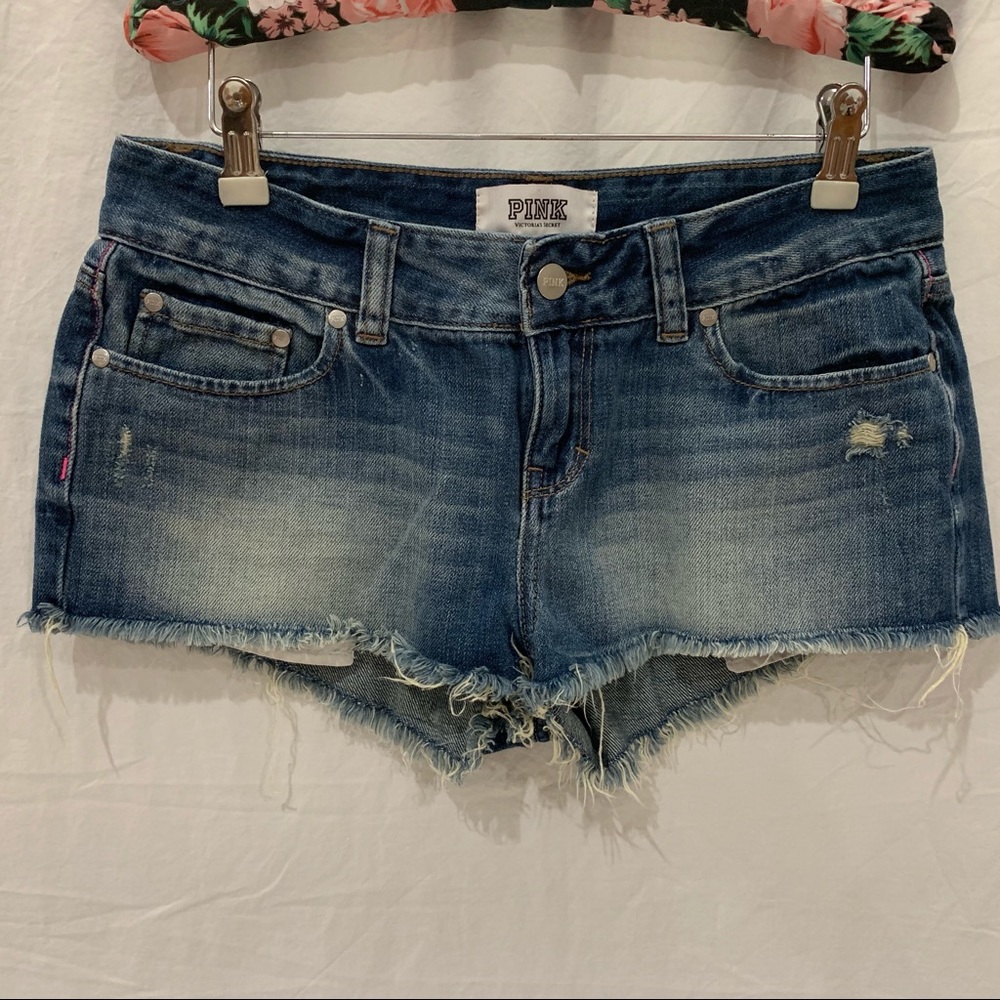 PINK Victoria’s Secret Cut off Denim Shorts SZ 6